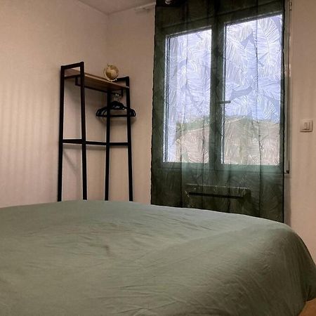 Jolie Maison Avec Courette ブールジュ エクステリア 写真